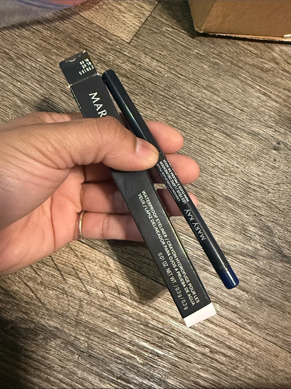 Mary Kay blueWaterproof Eyeliner Pencil